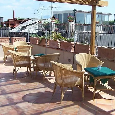 Le Terrazze Di Neapolis Frühstückspension